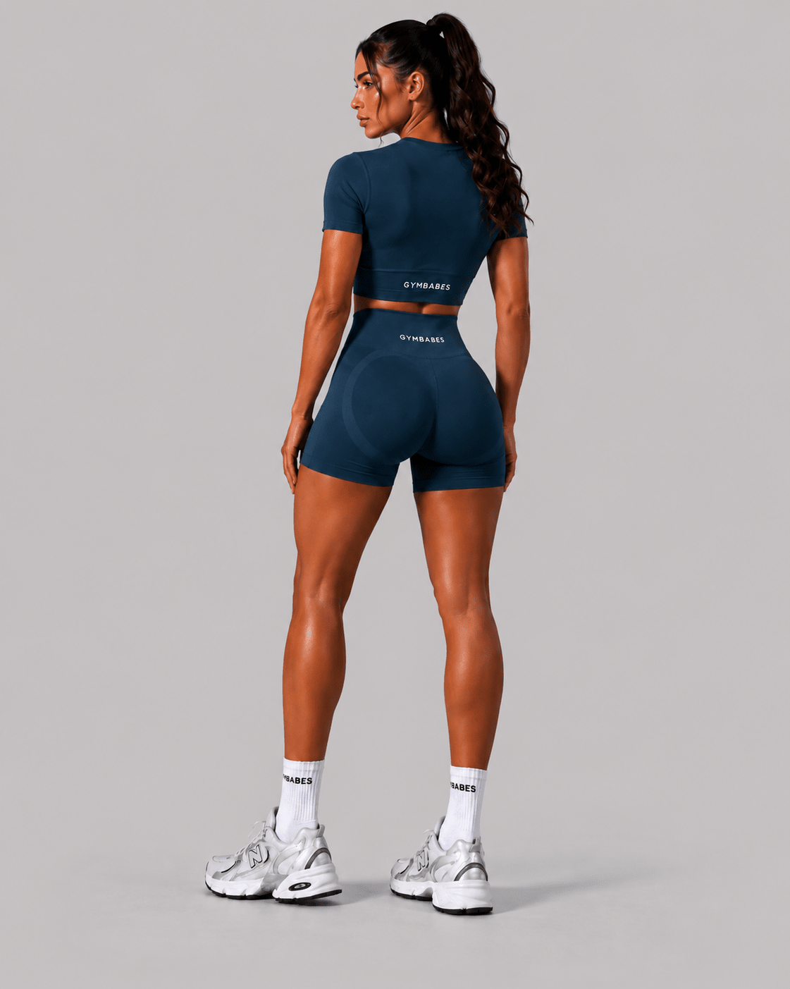 Sculpt Lift shorts in Cobalt, studiofoto