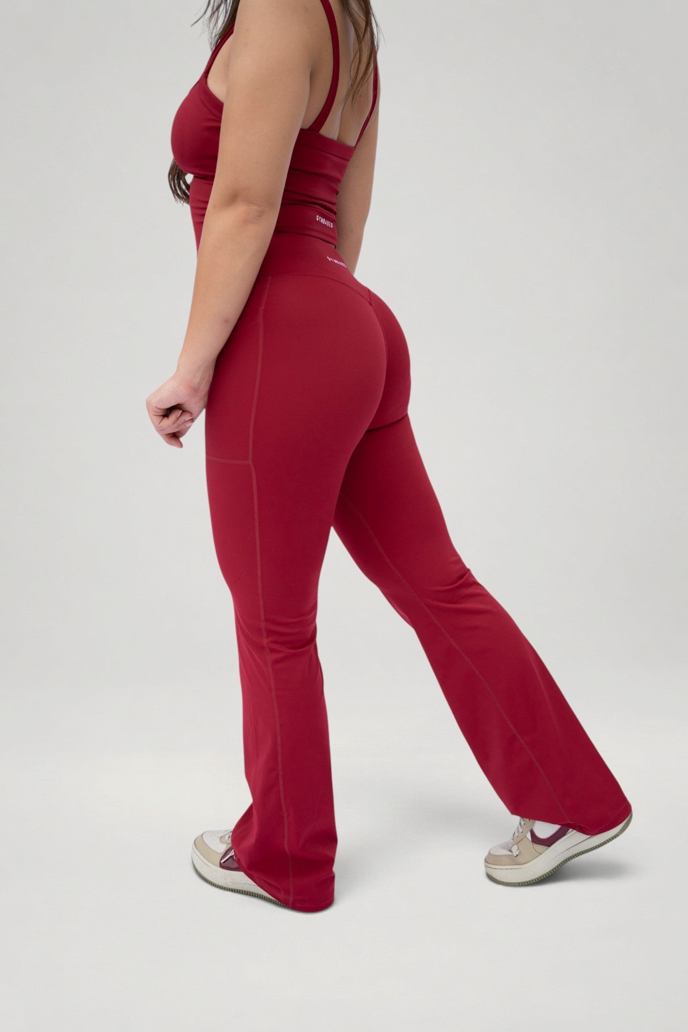 Sculpt Lift Mid V-Waist Flare Leggings