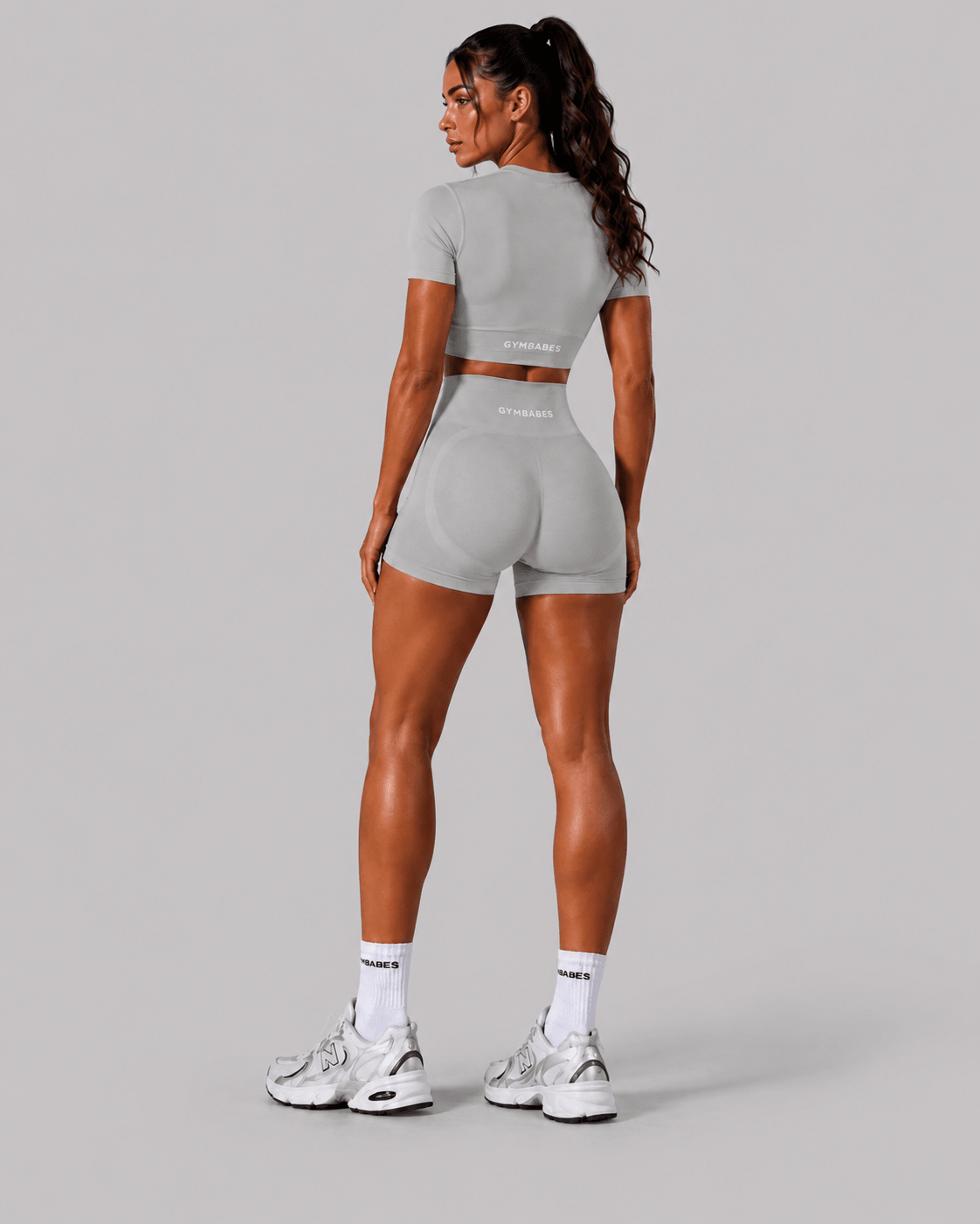 Sculpt Lift shorts in Stone, studiofoto